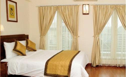 Prince Hanoi Hotel Екстер'єр фото
