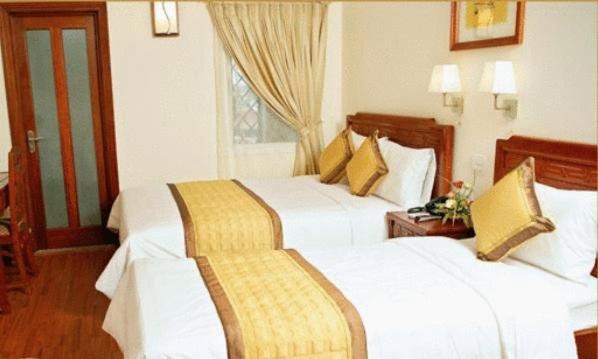 Prince Hanoi Hotel Екстер'єр фото